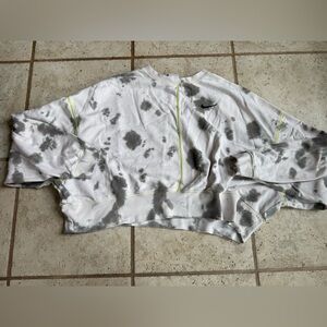 Tie dye oversized Nike crop size M